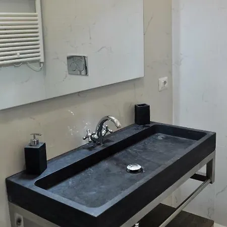 La Tana Di Sofia Penzion 4*