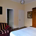 La Tana Di Sofia Pensión 4*