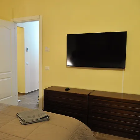 La Tana Di Sofia Vendégház