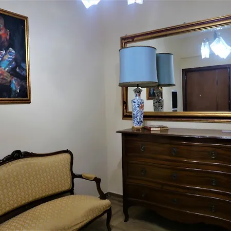 La Tana Di Sofia Vendégház 4*